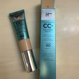 IT Cosmetics CC+ Oil-Free Matte Concealer - Fair